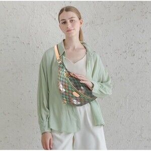 NWT bag for Men Women,Crossbody Waist Bag Pack, 3 compartments adjustable strap